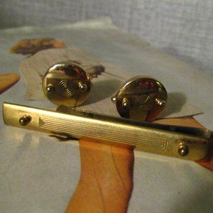 🛍 Art Deco 1940's Gold Cufflinks & Tie Clip Set